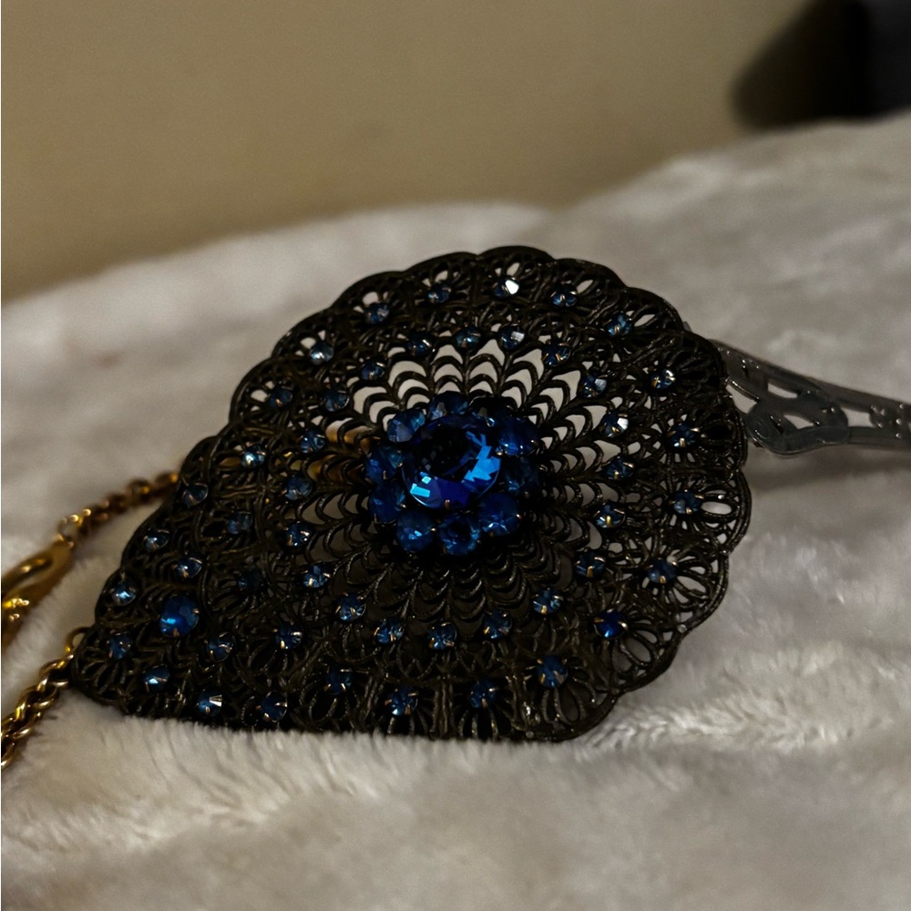 Vintage Elegant Blue Filigree Hair, Fur, dress Clip 1800’s-1920’s - Picture 2 of 8